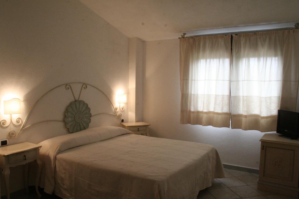 Hotel Sorgente Aglientu Bilik gambar