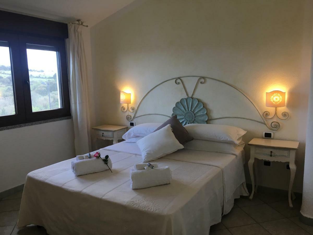 Hotel Sorgente Aglientu Luaran gambar